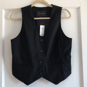Banana Republic Vest - size 4